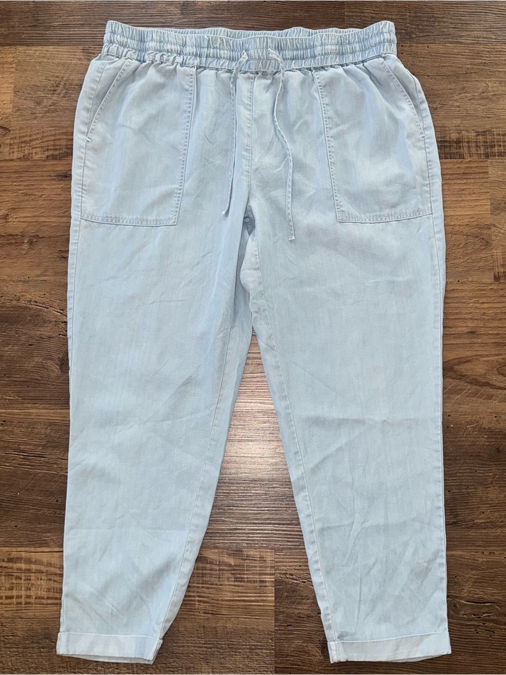 Light Blue XL Pull On Ankle Capri Pants Elastic Waist 34 x 25 Lightweight Casual
